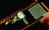 wrist-dart-gun.jpg (5291 octets)